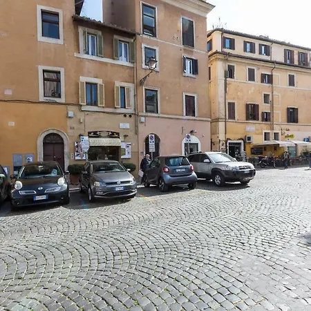 Giuditta Suite 121 Trastevere Roma-2